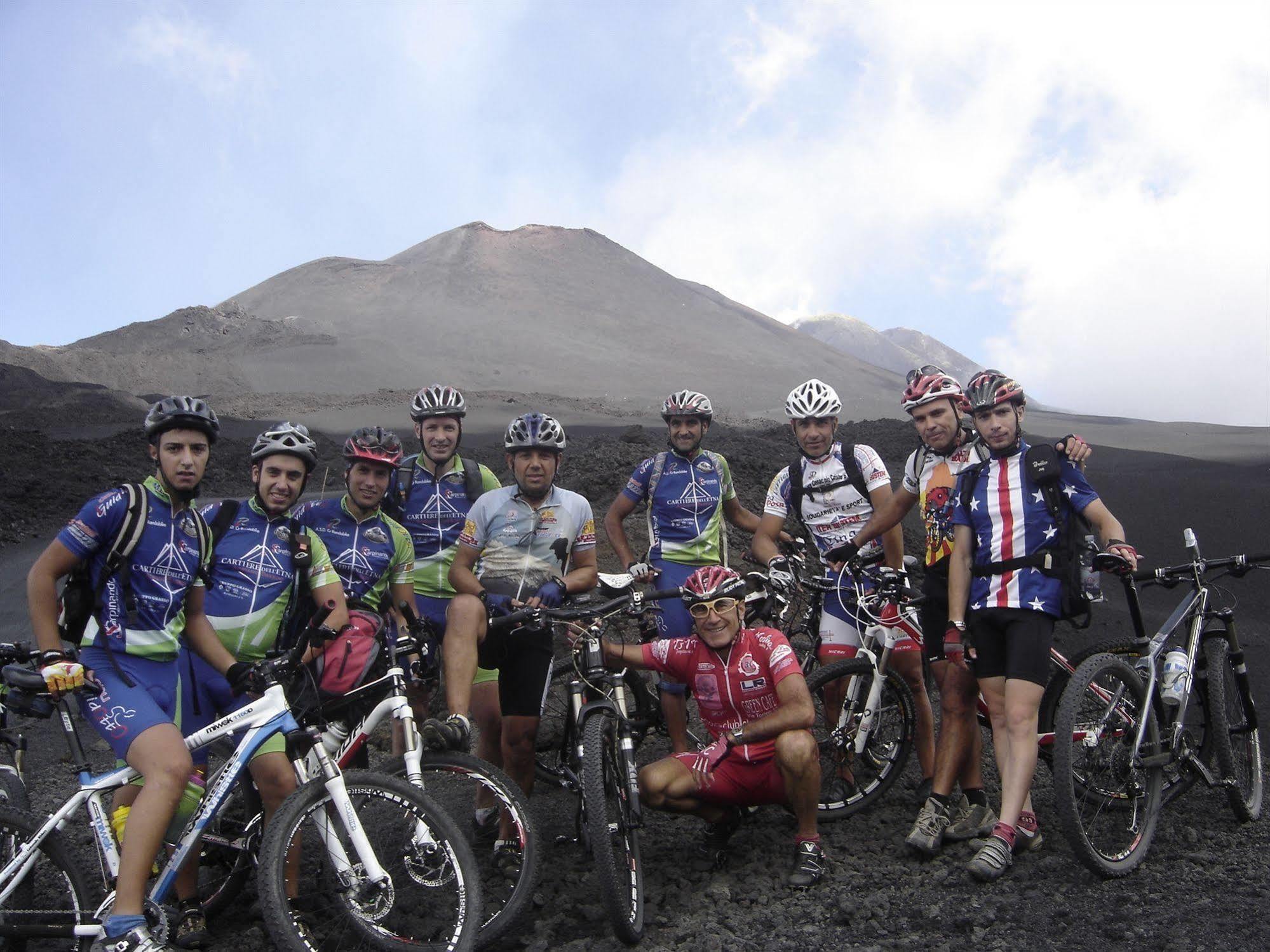 Ai Tre Parchi Bed And Bike Bed & Breakfast Randazzo Dış mekan fotoğraf